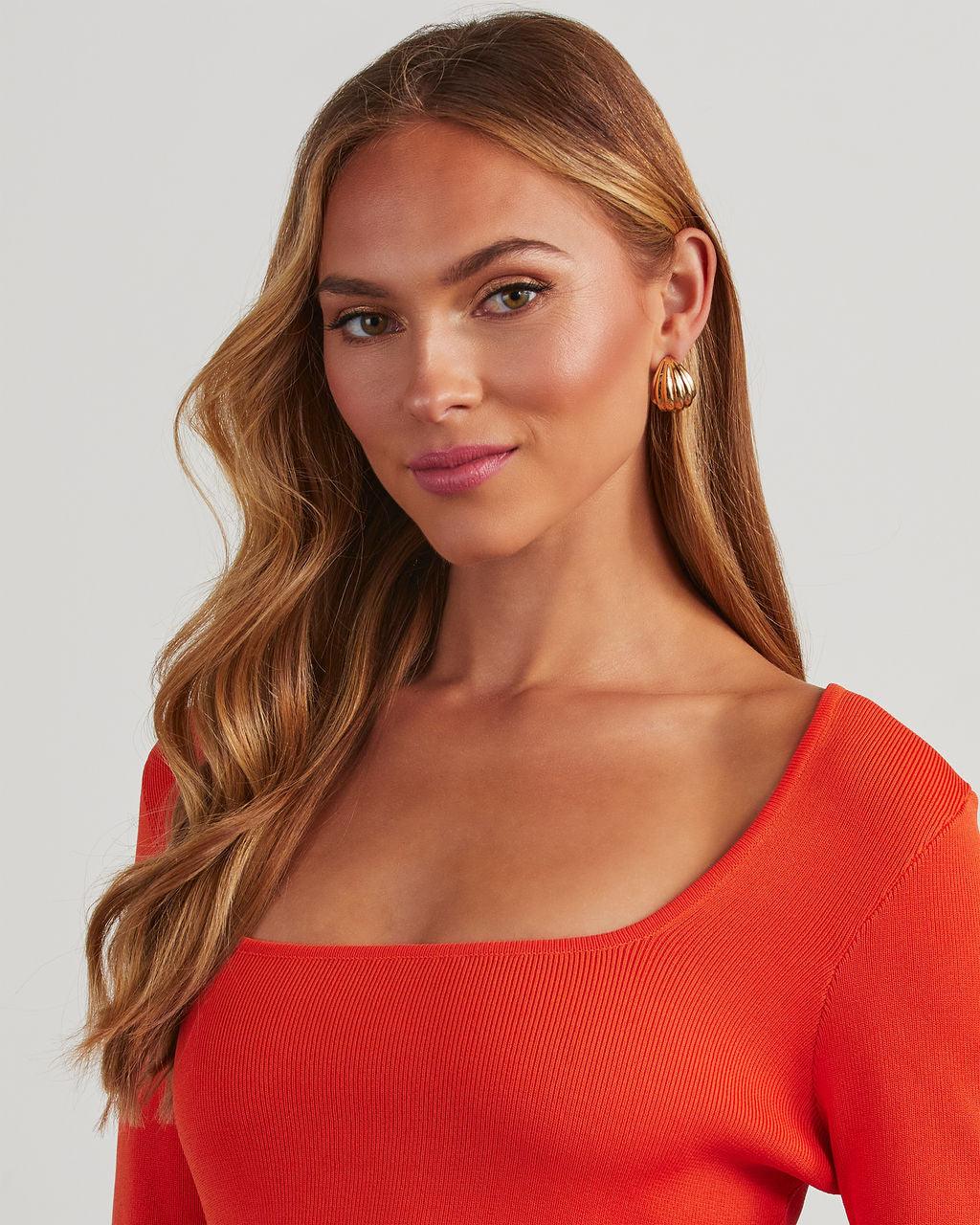 Seashell Textured 14K Gold Huggie Earrings